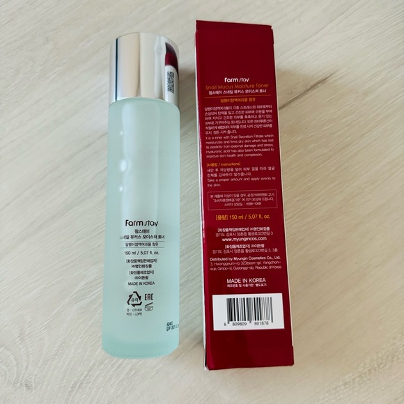 FARMSTAY Snail Mucus Moisture Toner 150ml/5.07 fl. oz - Picture 9 of 16